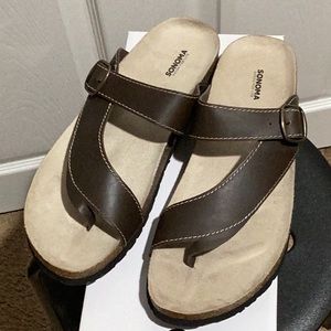⭐️ Sonoma Thong Type Sandals - Size 9.5